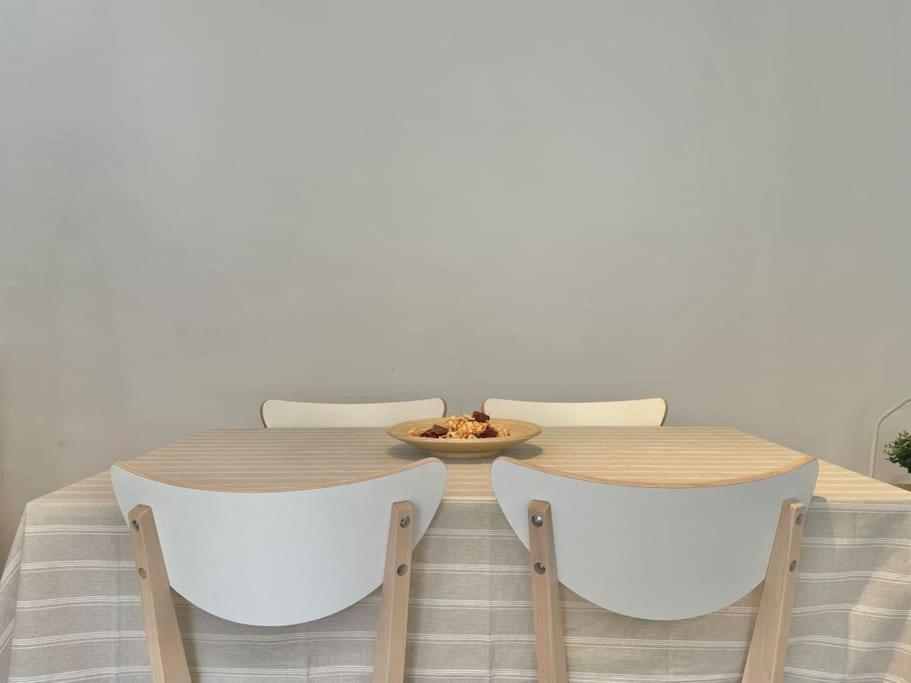 3 Habitaciones, Terraza Y A 200 Metros De La Playa Apartment Malaga